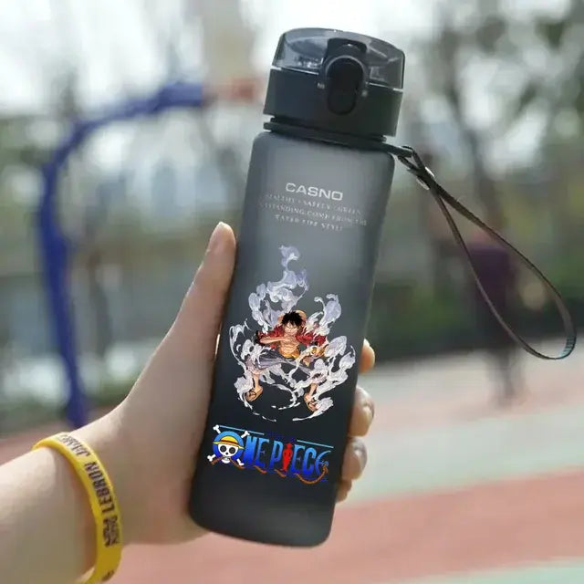 ONE PIECE 560ML Water Cup